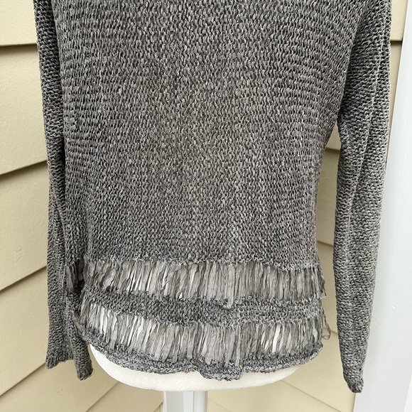 Abercrombie & Fitch Grey Sweater Top - Picture 3 of 10